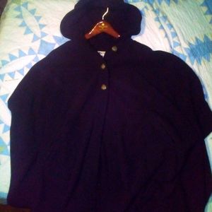 Appleseed's hooded cape poncho